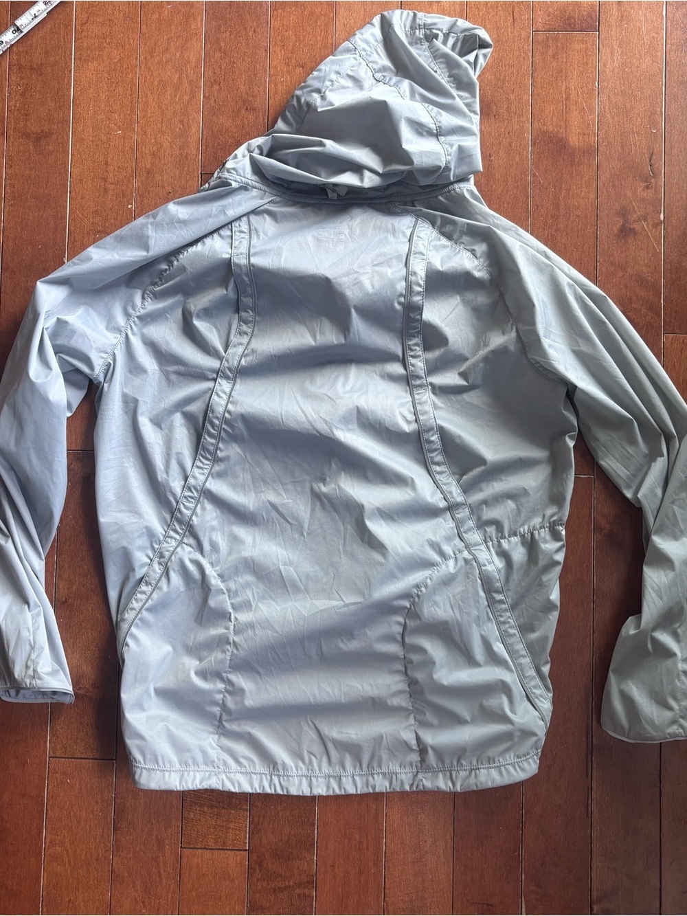 Nike Women's Runway Shield Running Jacket Medium Gray - Picture 10 of 10